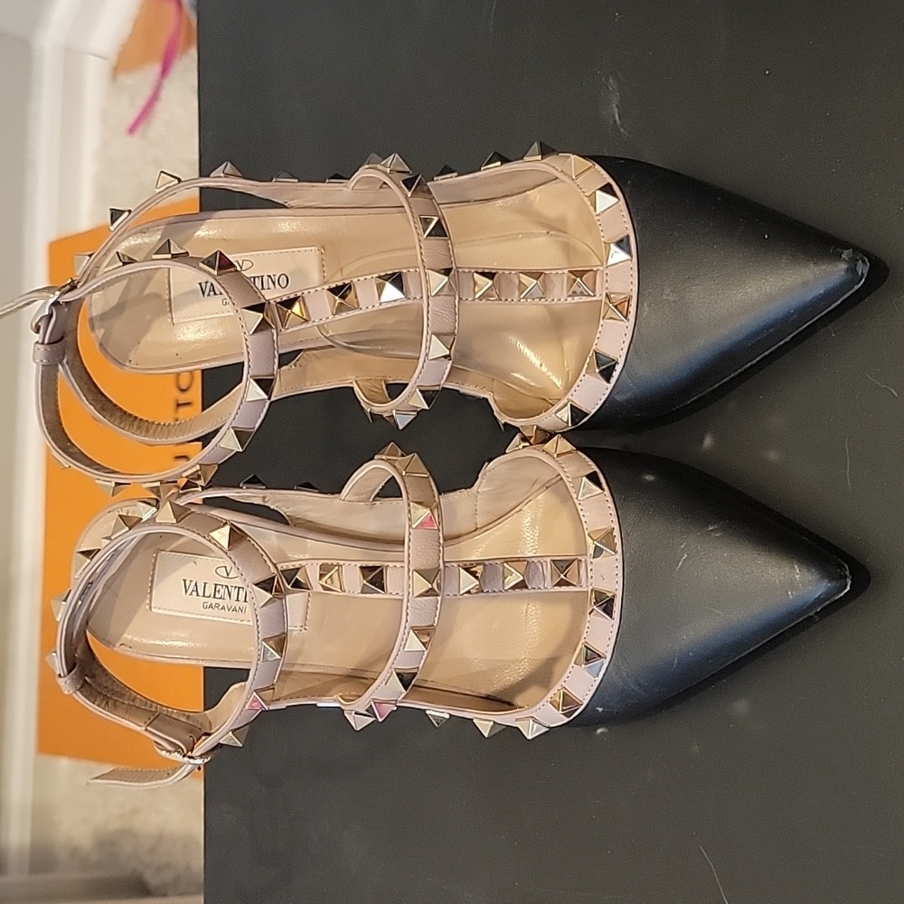 VALENTINO  Rockstud Caged 100 Heels Black